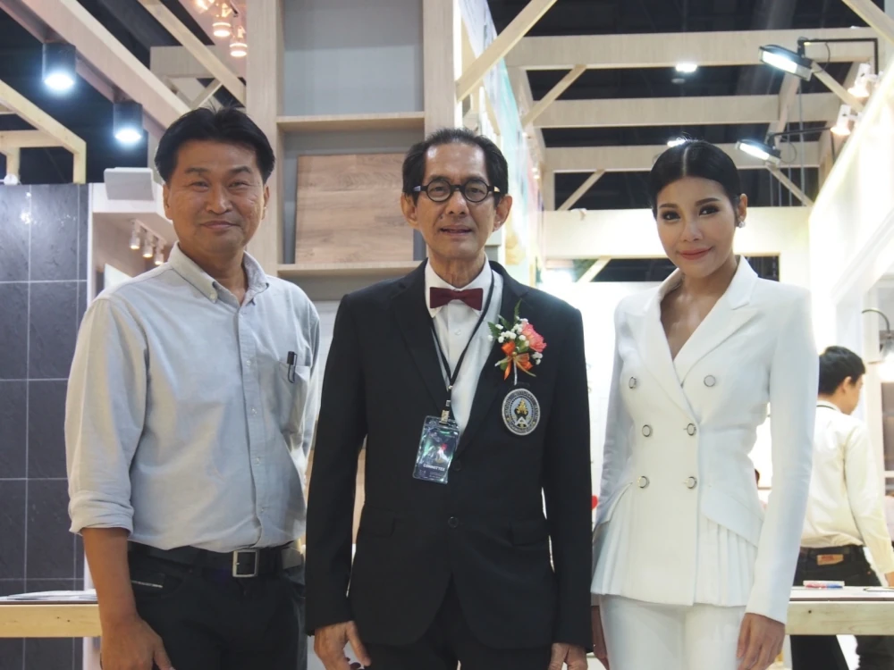 UMI GROUP นำทัพนวัตกรรมกระเบื้องร่วมแสดงในงานสถาปนิก'61